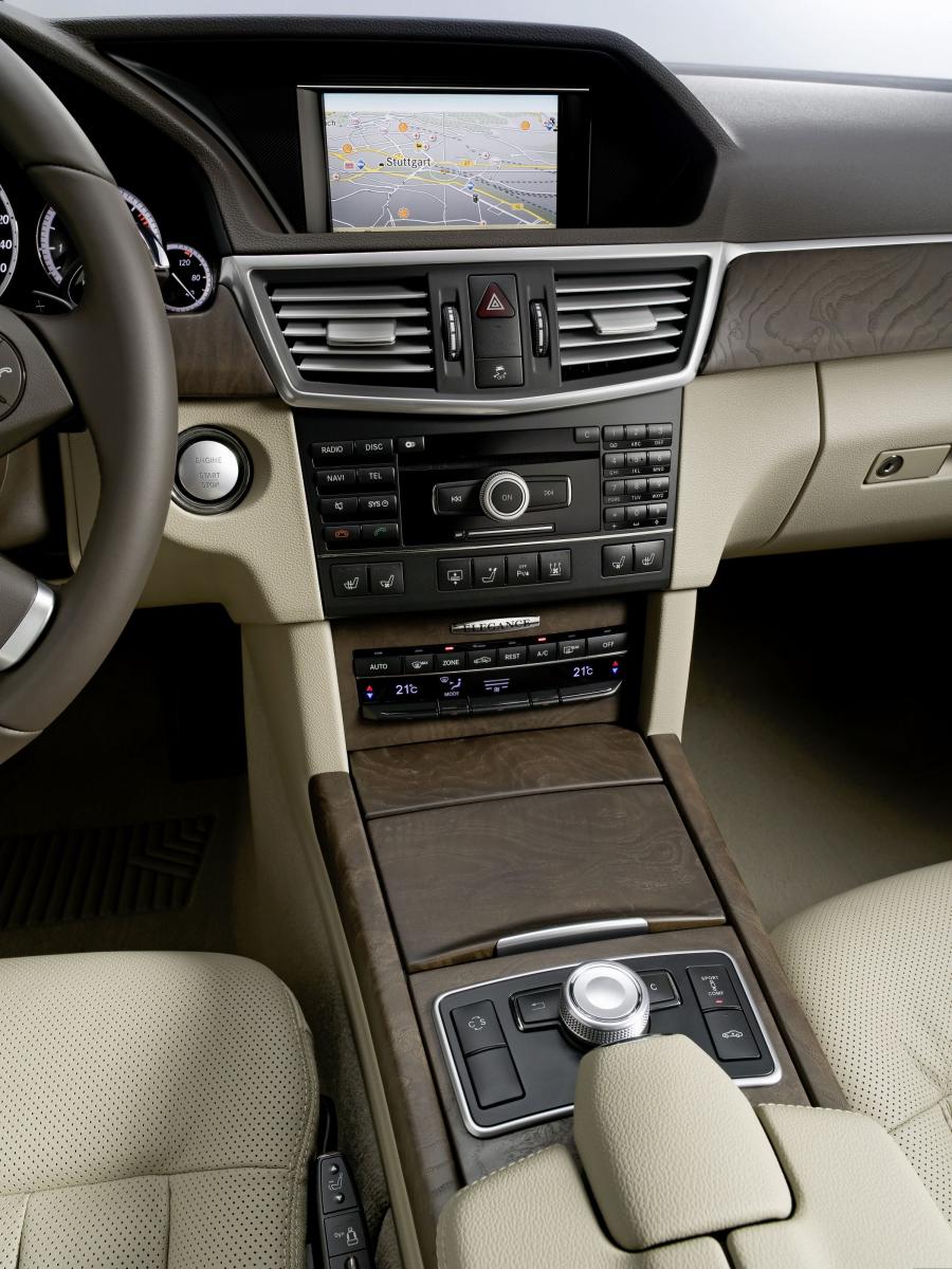  Mercedes-Benz E-Class 2010 года  (фото 97 из 128)